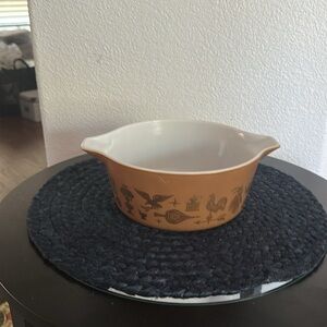 Vintage - Pyrex Brown, Gold tone  and White Casserole Bowl 2.5 quarts.